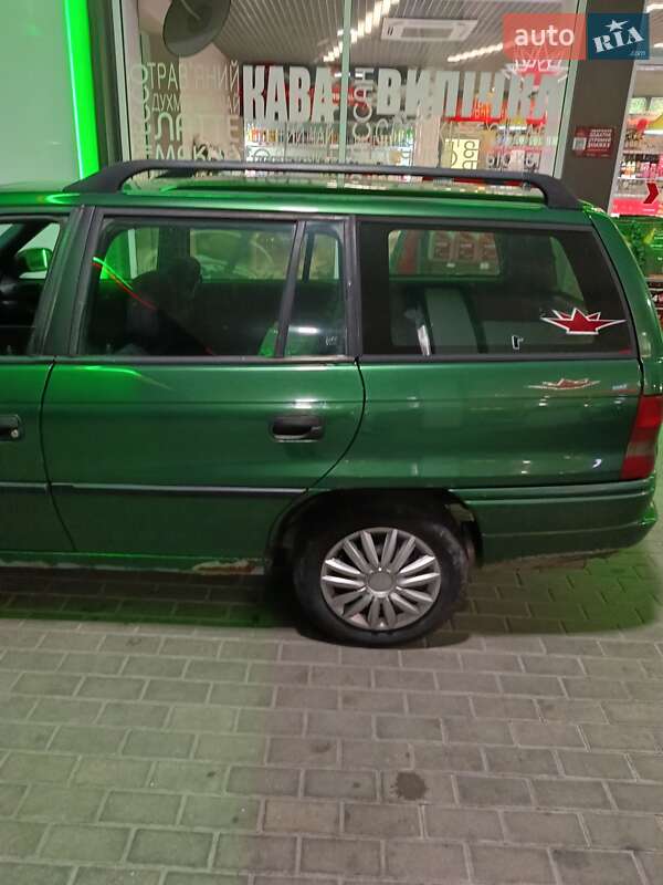 Універсал Opel Astra 1996 в Білій Церкві