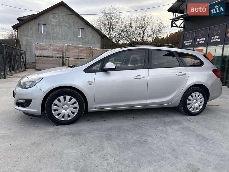 Универсал Opel Astra 2013 в Тернополе
