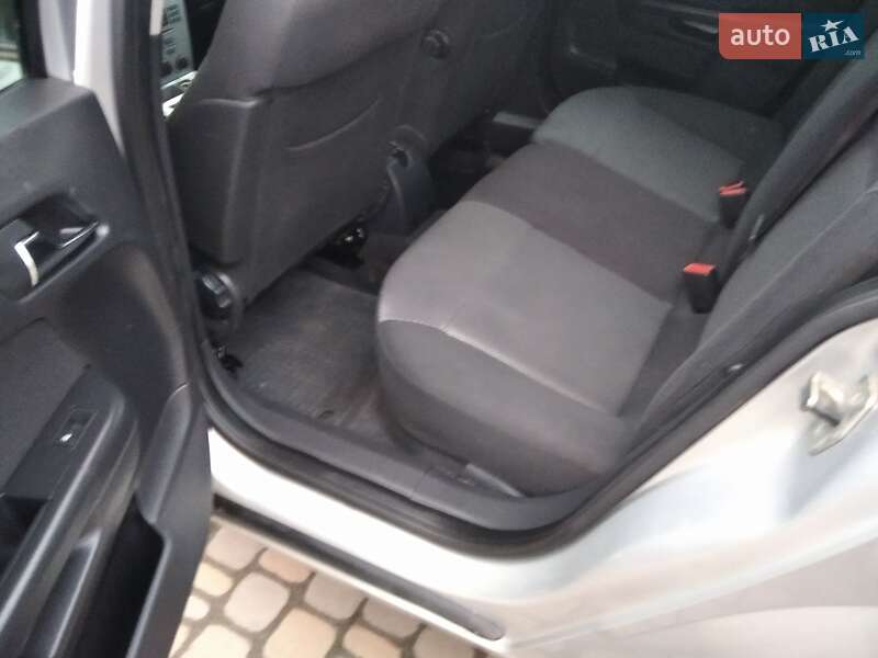 Універсал Opel Astra 2010 в Ковелі