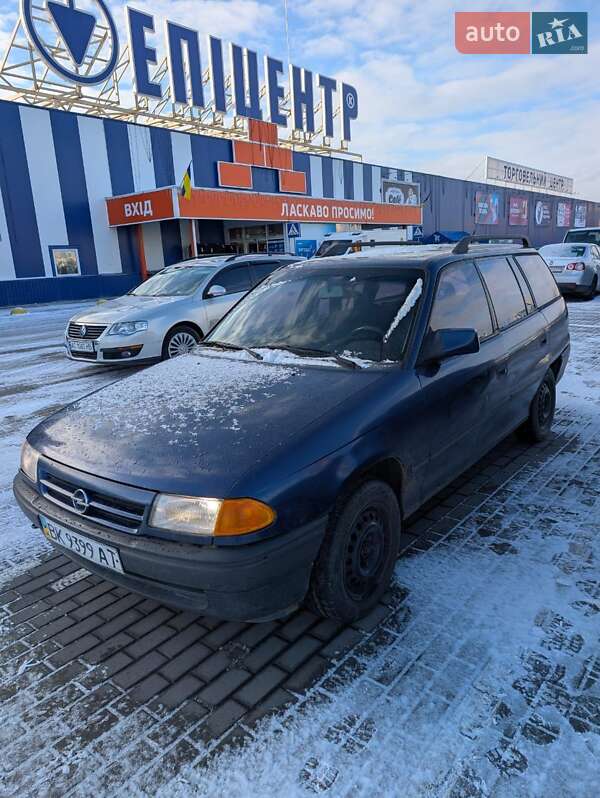 Універсал Opel Astra 1997 в Ковелі