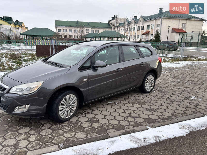Универсал Opel Astra 2011 в Ивано-Франковске фото 2 Универсал Opel Astra 2011 в Ивано-Франковске