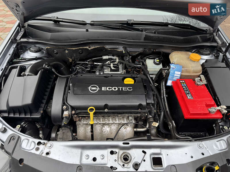 Універсал Opel Astra 2010 в Ніжині