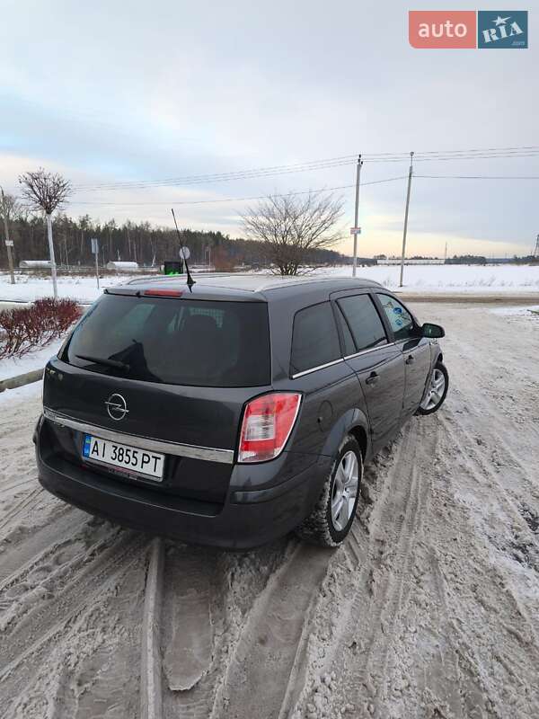 Универсал Opel Astra 2008 в Броварах