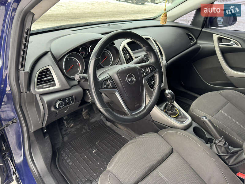 Універсал Opel Astra 2011 в Києві фото 11 Універсал Opel Astra 2011 в Києві