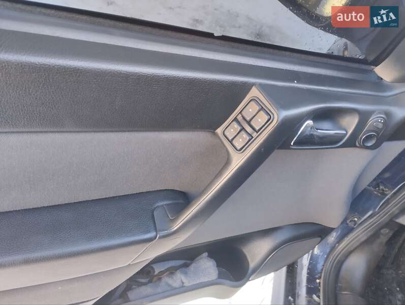 Седан Opel Astra 2007 в Прилуках