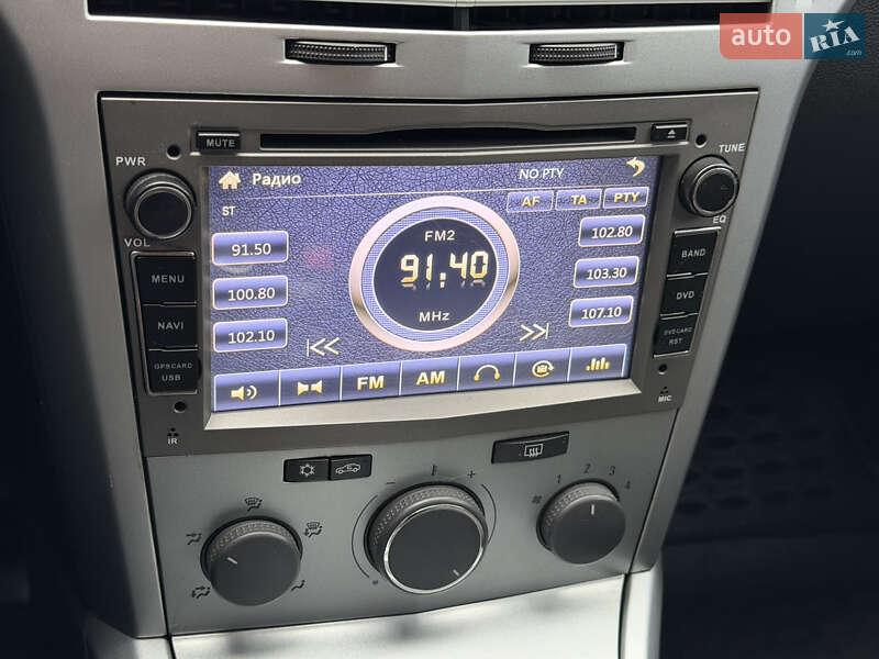 Седан Opel Astra 2013 в Миколаєві фото 15 Седан Opel Astra 2013 в Миколаєві