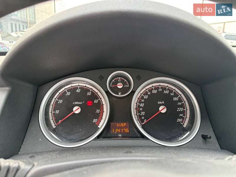 Хэтчбек Opel Astra 2009 в Киеве