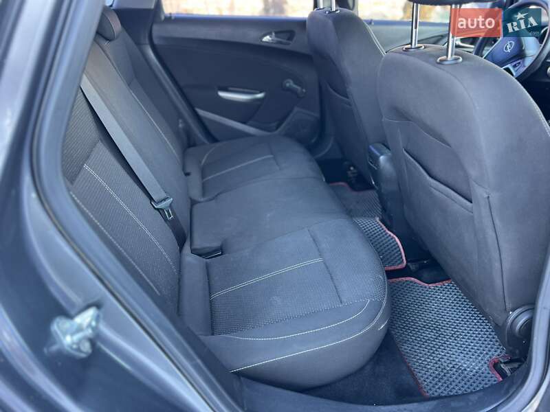 Універсал Opel Astra 2011 в Ковелі фото 16 Універсал Opel Astra 2011 в Ковелі