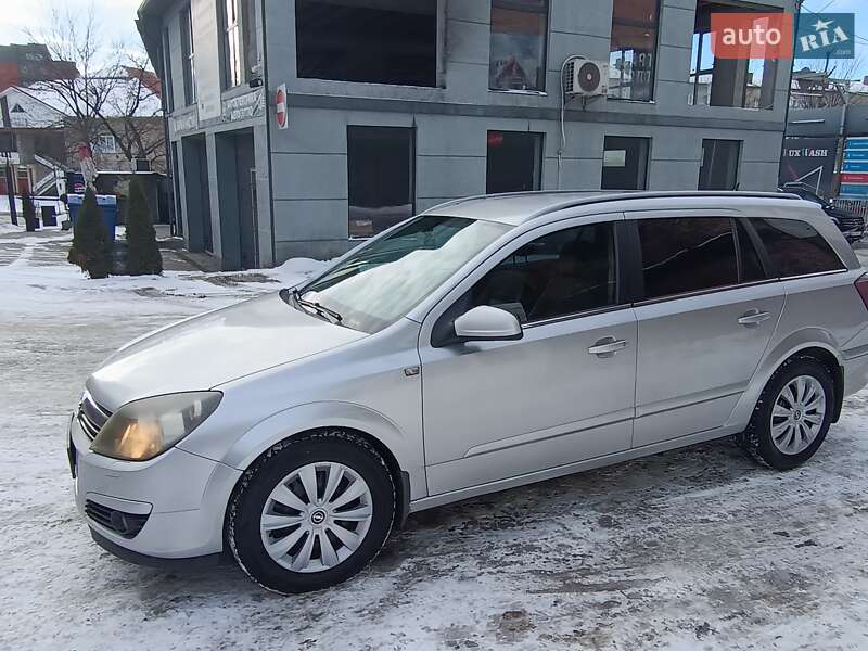 Универсал Opel Astra 2005 в Коломые