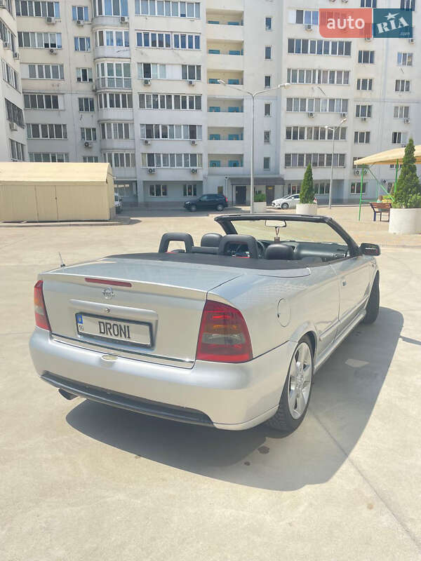 Кабриолет Opel Astra 2004 в Одессе фото 5 Кабриолет Opel Astra 2004 в Одессе