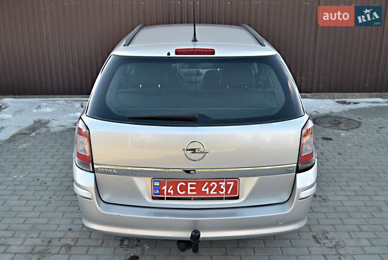 Универсал Opel Astra 2007 в Дрогобыче