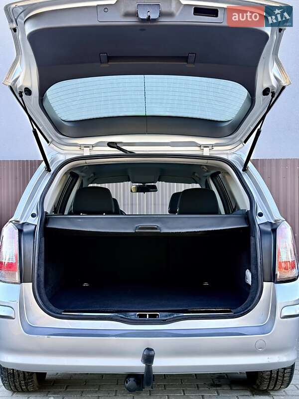 Универсал Opel Astra 2007 в Дрогобыче