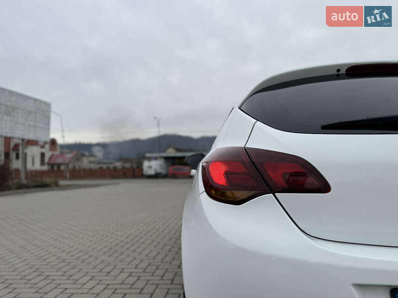 Хэтчбек Opel Astra 2010 в Хусте фото 6 Хэтчбек Opel Astra 2010 в Хусте