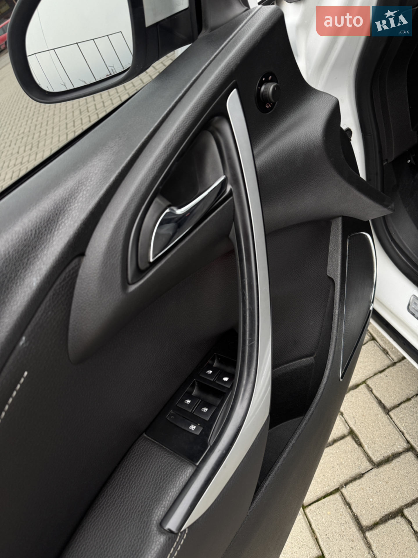 2010 Opel Astra - мініатюра 18
