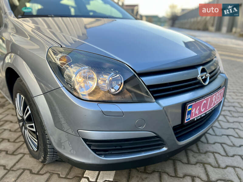 Хэтчбек Opel Astra 2005 в Ивано-Франковске