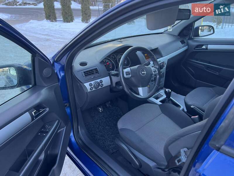 Універсал Opel Astra 2009 в Бучачі