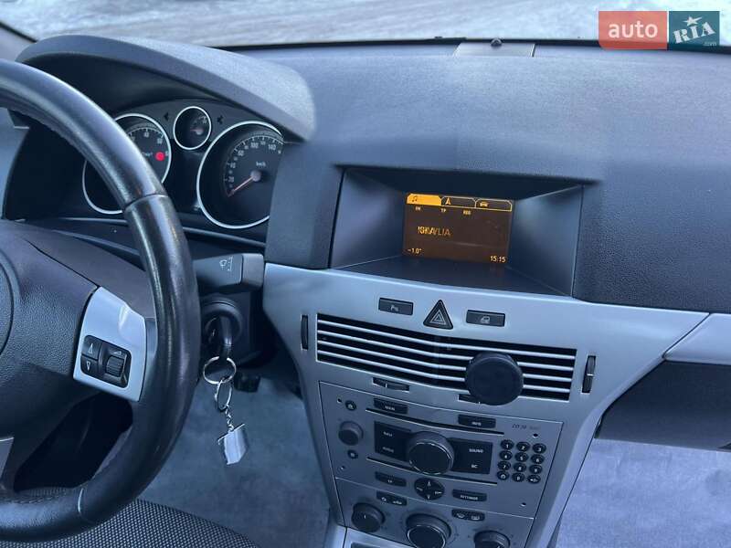 Універсал Opel Astra 2009 в Бучачі