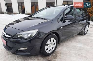 Універсал Opel Astra 2013 в Рівному