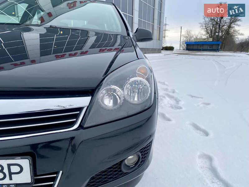 Хетчбек Opel Astra 2012 в Білій Церкві фото 13 Хетчбек Opel Astra 2012 в Білій Церкві