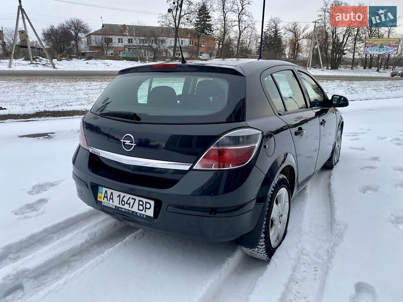 Хетчбек Opel Astra 2012 в Білій Церкві фото 18 Хетчбек Opel Astra 2012 в Білій Церкві