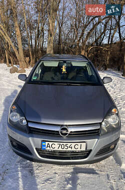 Універсал Opel Astra 2006 в Сарнах