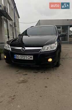 Универсал Opel Astra 2008 в Бучаче