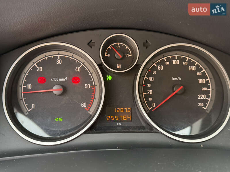 Універсал Opel Astra 2010 в Вишнівці