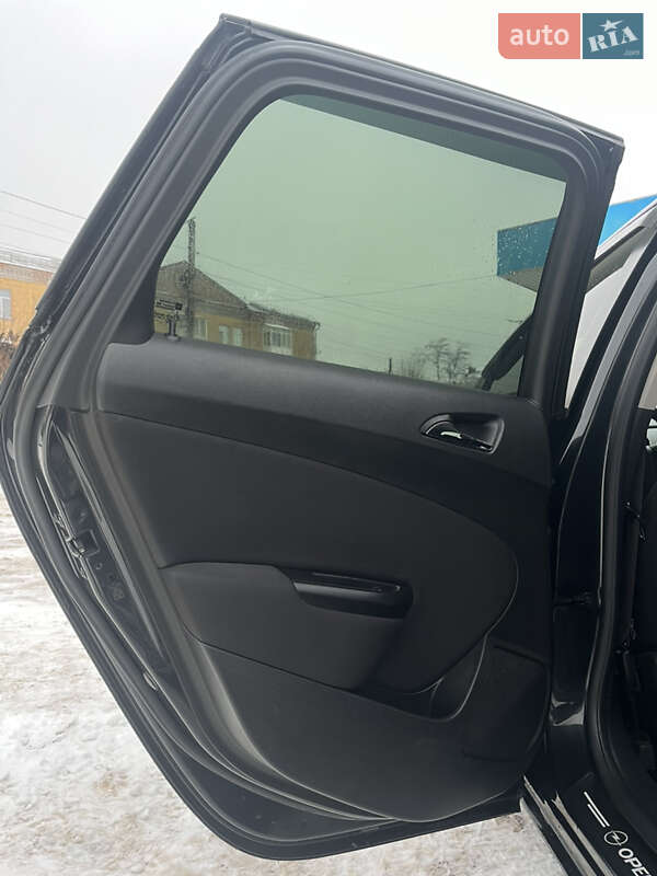 Универсал Opel Astra 2014 в Бердичеве фото 11 Универсал Opel Astra 2014 в Бердичеве