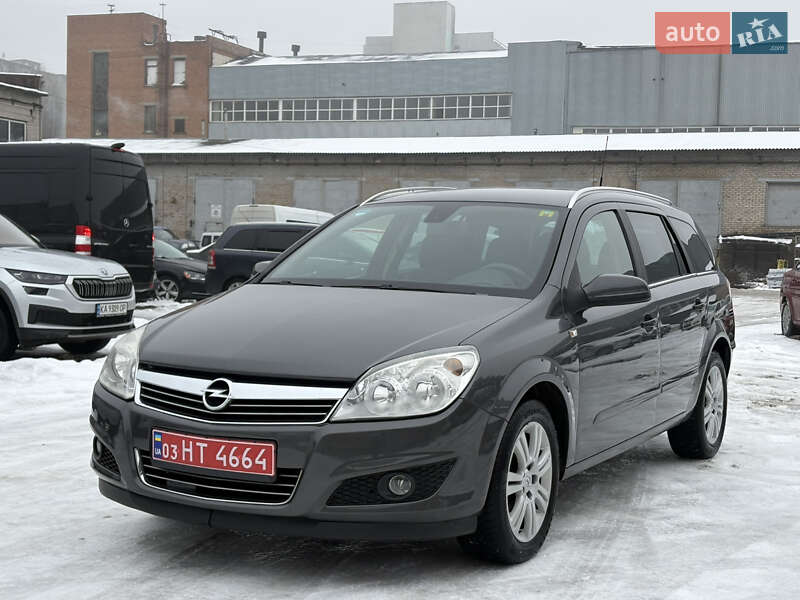 Універсал Opel Astra 2009 в Білій Церкві