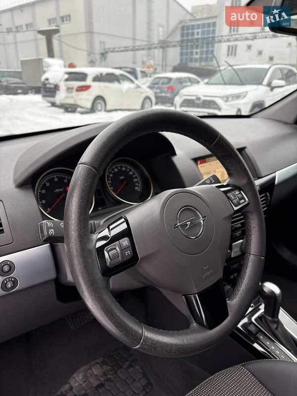 Універсал Opel Astra 2009 в Білій Церкві