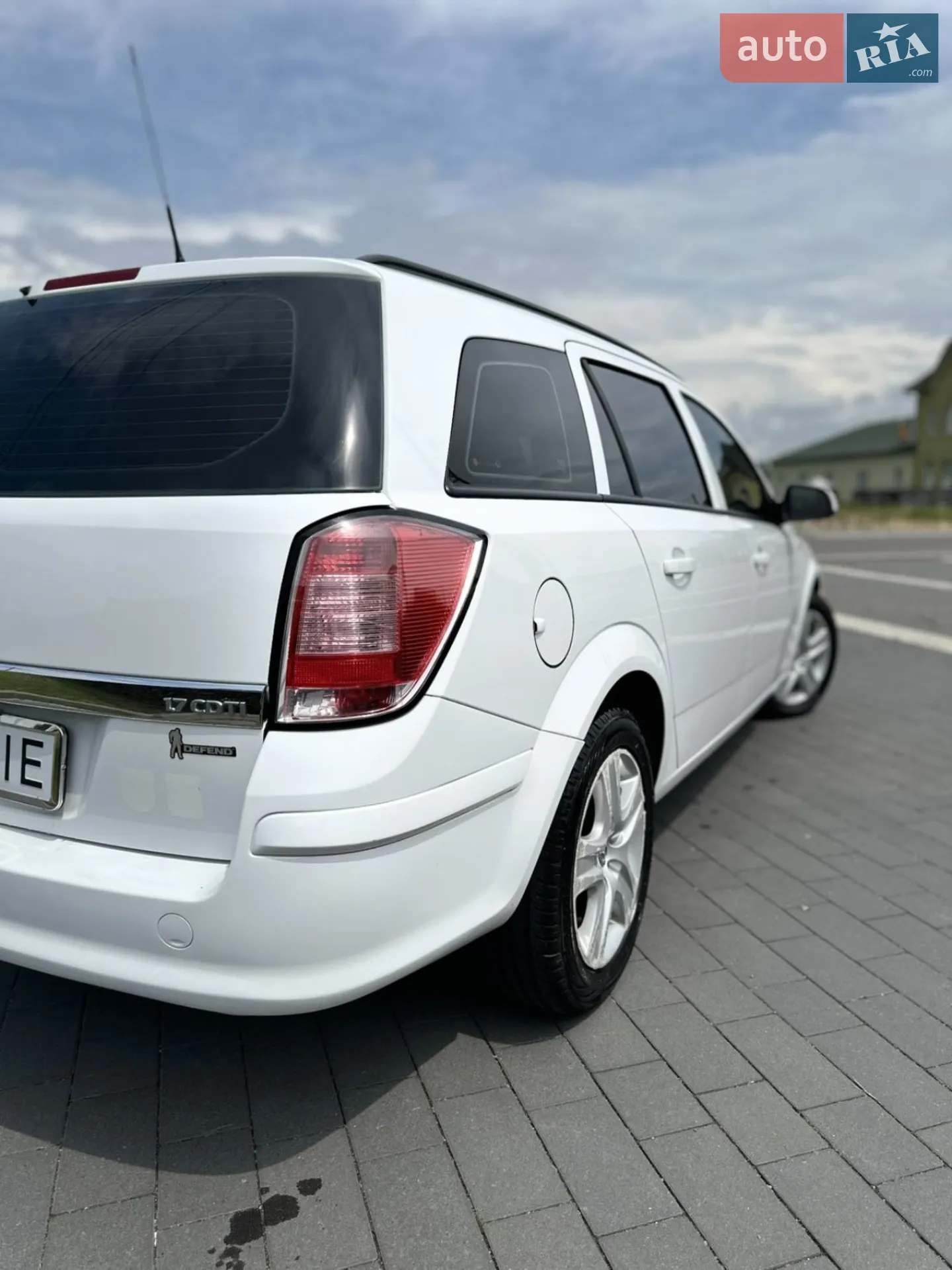 2010 Opel Astra - мініатюра 3