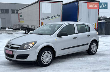 Хэтчбек Opel Astra 2004 в Виннице