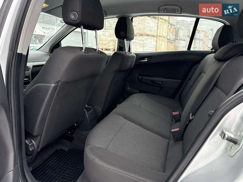 Хэтчбек Opel Astra 2004 в Виннице фото 36 Хэтчбек Opel Astra 2004 в Виннице