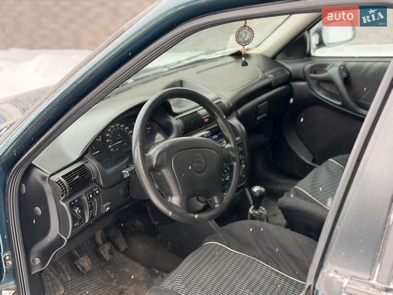 Універсал Opel Astra 1997 в Перемишлянах