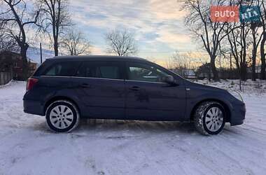 Универсал Opel Astra 2010 в Виннице