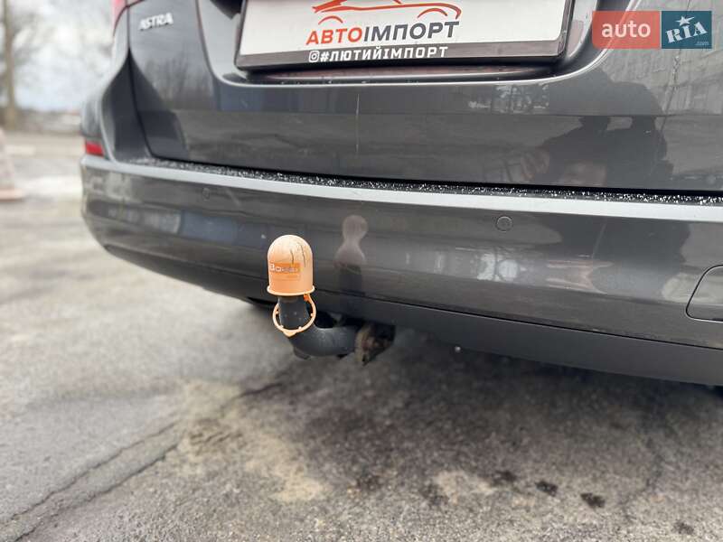 Универсал Opel Astra 2011 в Сумах