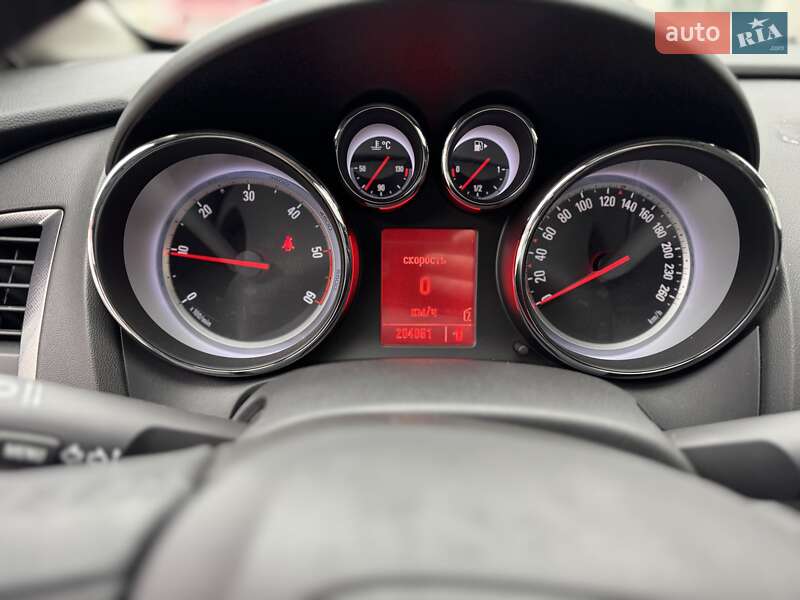 Универсал Opel Astra 2011 в Сумах