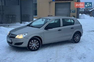 Хэтчбек Opel Astra 2007 в Ивано-Франковске