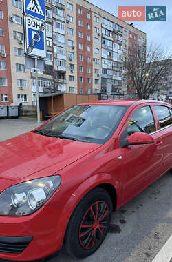 Хэтчбек Opel Astra 2006 в Александрие