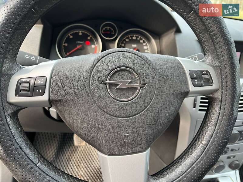 Універсал Opel Astra 2009 в Южноукраїнську