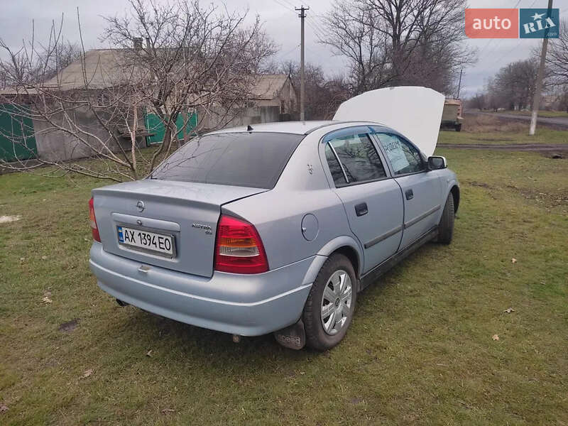 Седан Opel Astra 2004 в Харькове фото 3 Седан Opel Astra 2004 в Харькове
