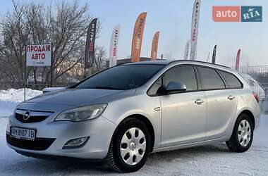 Универсал Opel Astra 2011 в Бердичеве