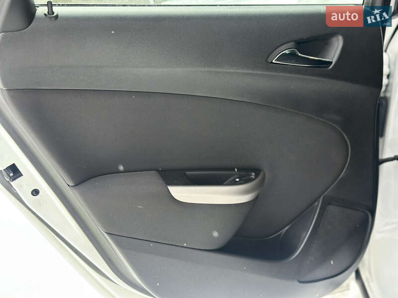 Хэтчбек Opel Astra 2012 в Львове фото 20 Хэтчбек Opel Astra 2012 в Львове