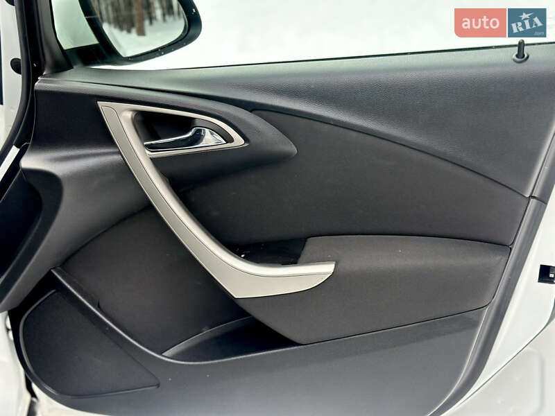 Хэтчбек Opel Astra 2012 в Львове фото 28 Хэтчбек Opel Astra 2012 в Львове