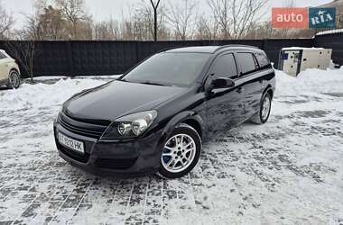 Универсал Opel Astra 2006 в Ивано-Франковске