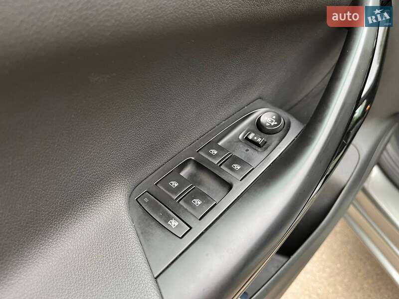 Универсал Opel Astra 2020 в Киеве фото 41 Универсал Opel Astra 2020 в Киеве