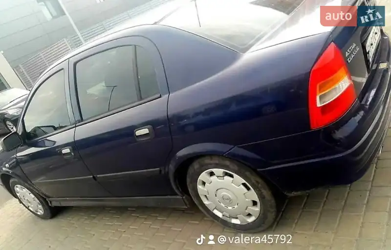 Opel Astra