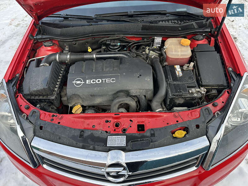 Универсал Opel Astra 2010 в Виннице