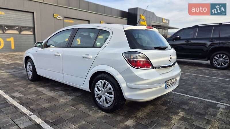 Хэтчбек Opel Astra 2009 в Каменке-Бугской фото 4 Хэтчбек Opel Astra 2009 в Каменке-Бугской