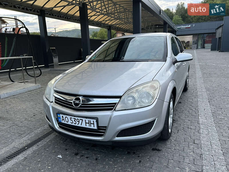 Opel Astra 2007